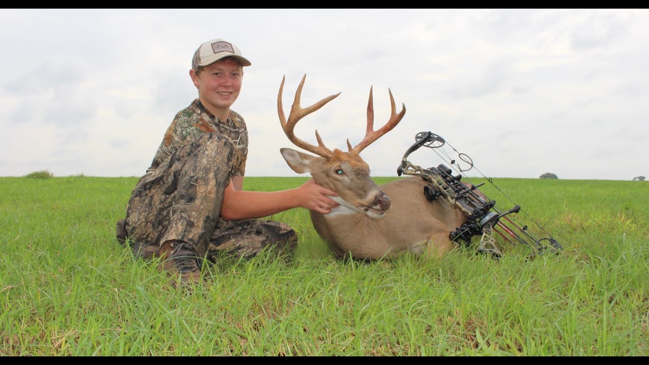 My First Buck with A Bow!! Public Land Bow Hunt!!! YouTube