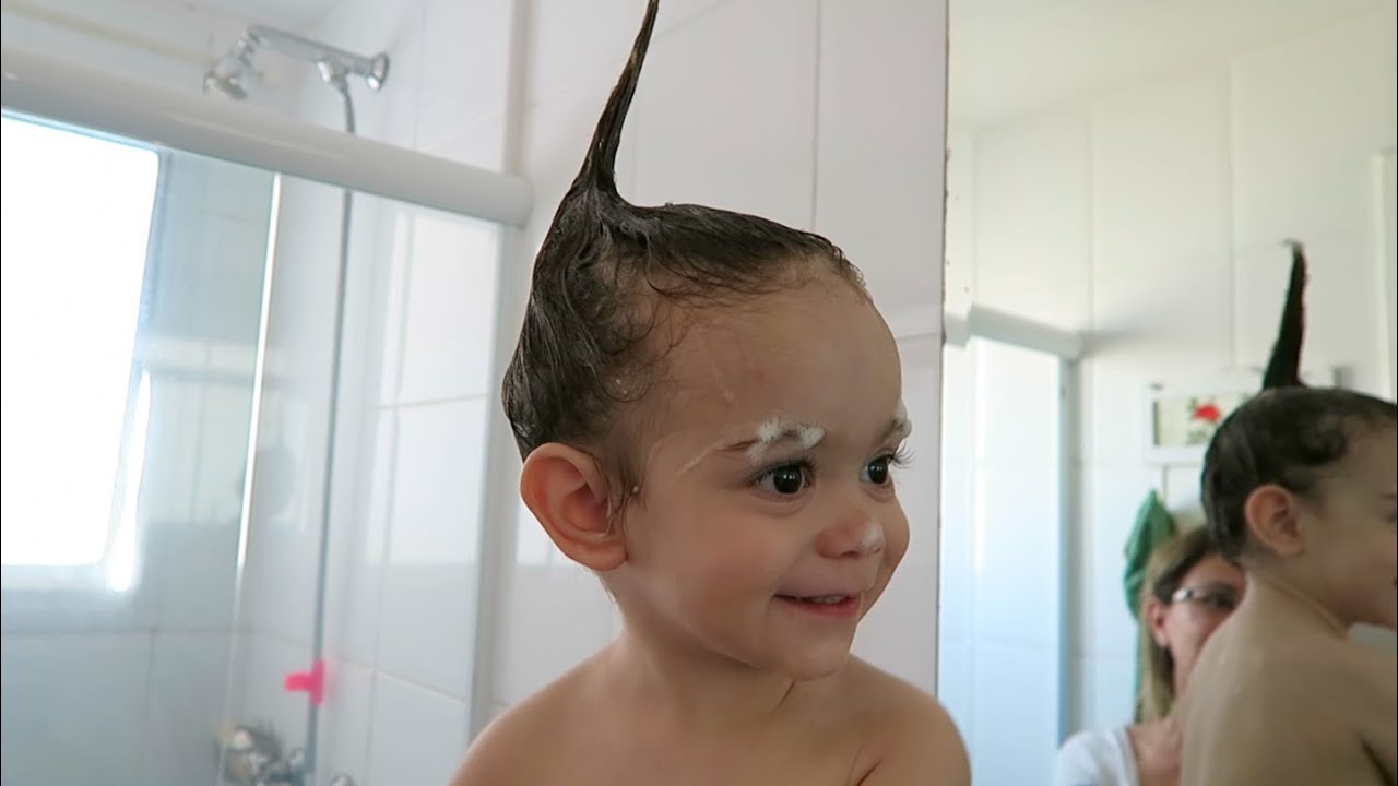 PENTEADO MODERNO - Flavia Calina infantile systemic hyalinosis