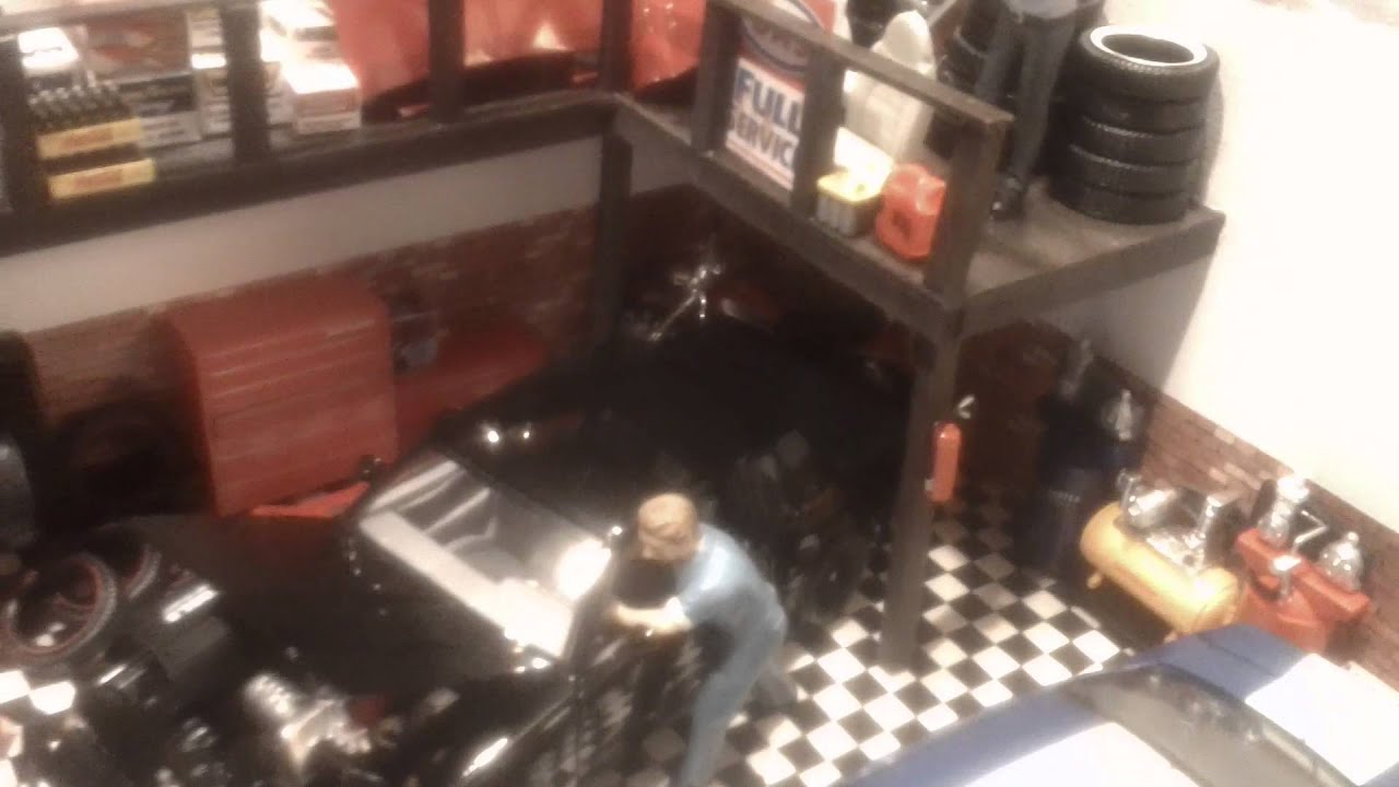 1/24 garage diorama - YouTube