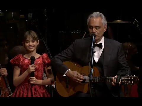 Andrea Bocelli apresenta o mais fofo dos duetos com sua filha Virginia