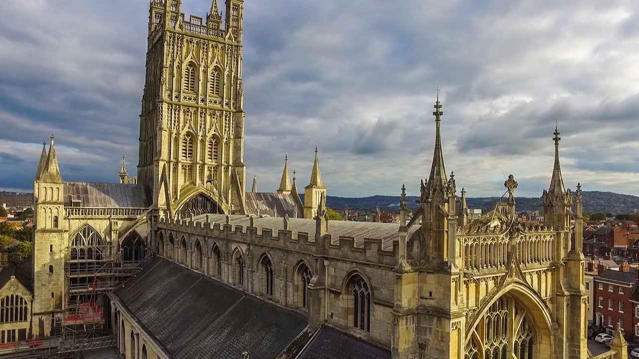 FLYING DRONES OVER ANCIENT CATHEDRALS
