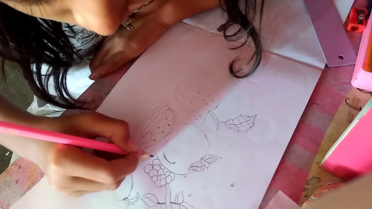 Menggambar buah buahan 