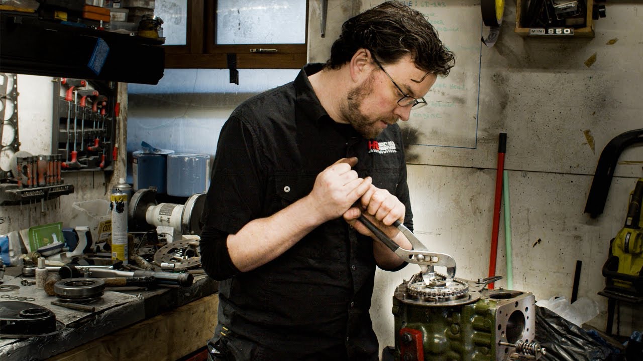 Race Engine Build For Our Classic Clubman 1275 GT - Episode Two.