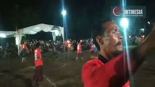 TV Norwegia Siarkan Sepakbola Api Dari Desa Mekarjaya, Kabupaten Garut