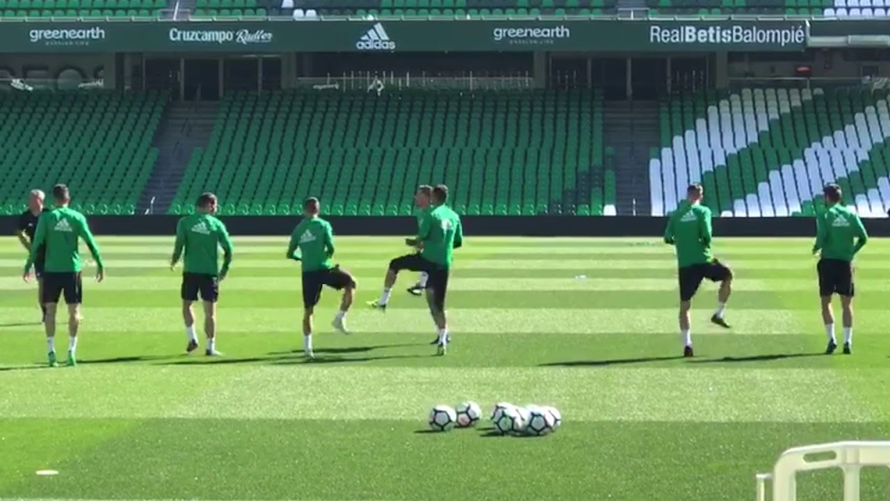 El Betis Prepara el Partido ante Las Palmas - YouTube