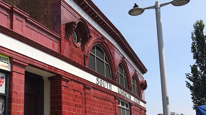 The Iconic Underground Stations of Leslie Green