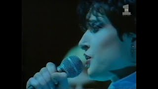 SIOUXSIE & THE BANSHEES - Hong Kong Garden (Revolver 29th July 1978) from mid 90's VH1 Rebroadcasts
