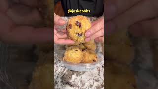 ASMR Satisfying opening container sounds with cookies #minicranbisconiecookies #asmr #shorts