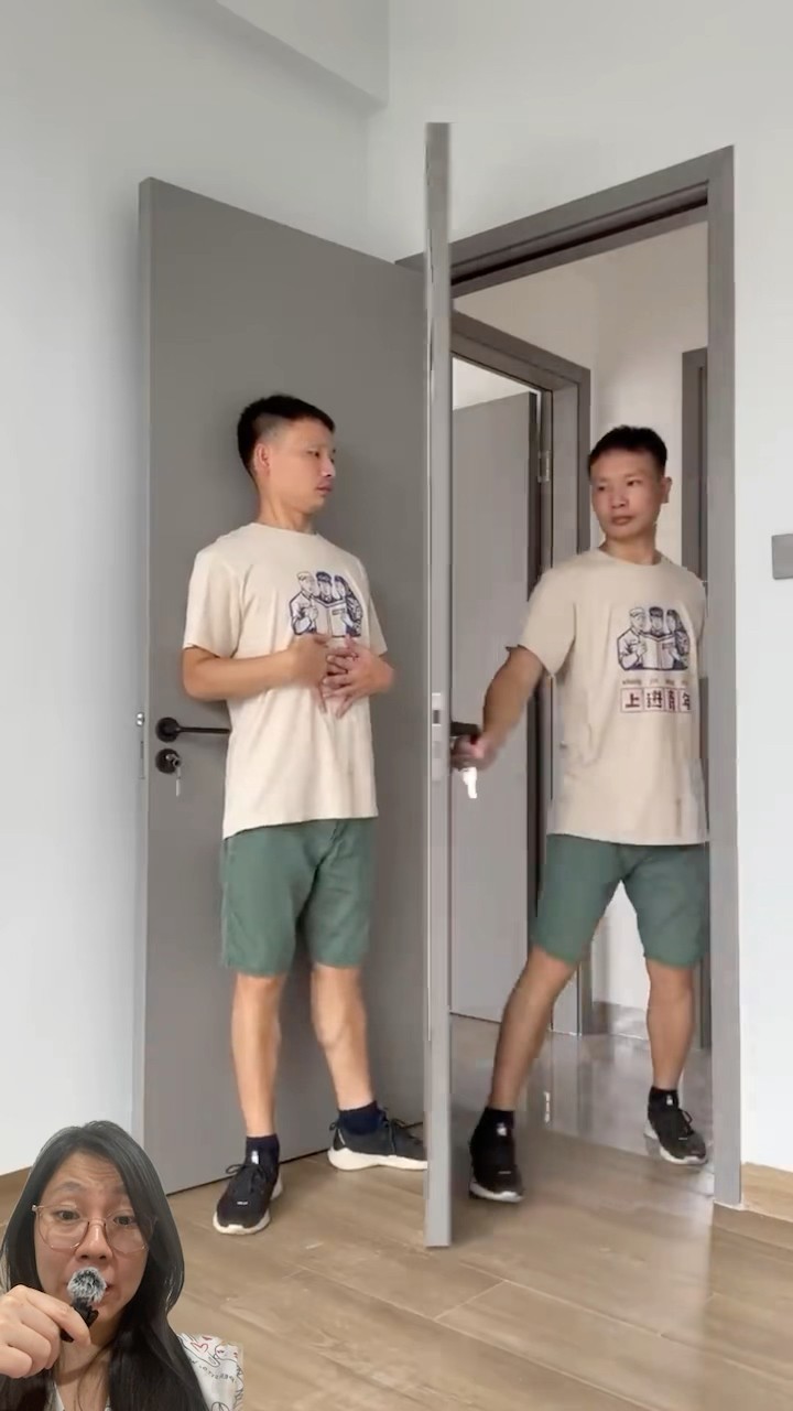 MENCARI KEMBARAN DI DALAM KAMAR‼️?