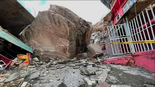 Terrible landslide destroyed the house! Mexico