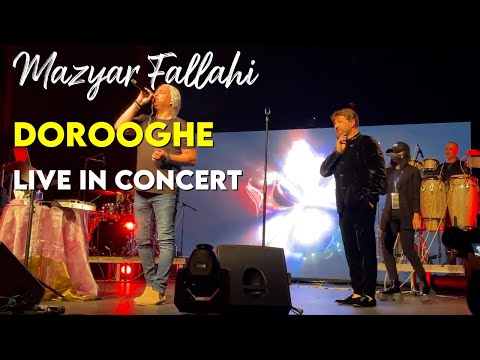Mazyar Fallahi - Dorooghe I Live In Concert ( مازیار فلاحی - دروغه )