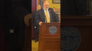 Statehouse Republicans' tough-on-crime bill signed into law at Iowa Capitol