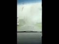 Vidéo spectaculaire d'automobilistes en plein cœur d'une tornade aux USA avant hier ! 