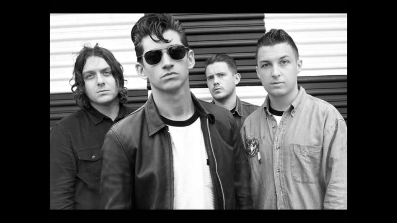 Artic Monkeys - Do I Wanna Know - YouTube