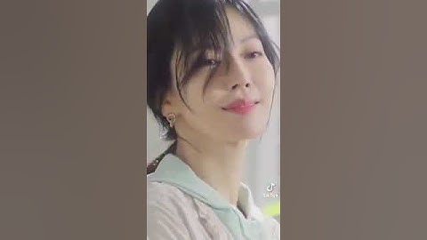 Thumbnail of Talking to the moon×Playdate|Kim So Yeon