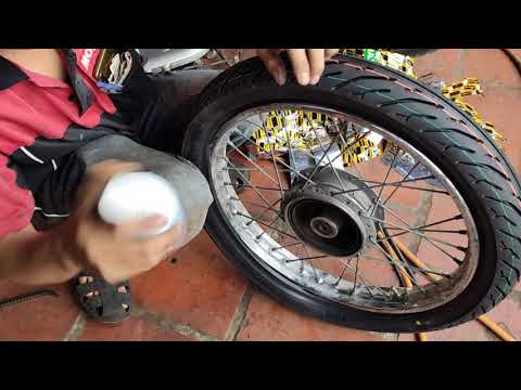 Video Chế bánh căm vỏ không ruột đổ keo an toàn cho ae đi... - youtube