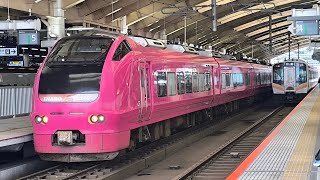 [連休に伴う秋田延長運転へ！]E653系 U-107編成(ハマナス色塗装編成) 特急いなほ5号秋田行が新潟駅5番線を発車するシーン