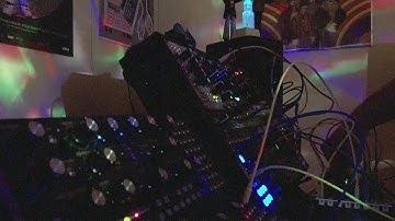 Vibrations in Dark Space || Morphagene, Moog Mother 32, Basimilus Iteritas