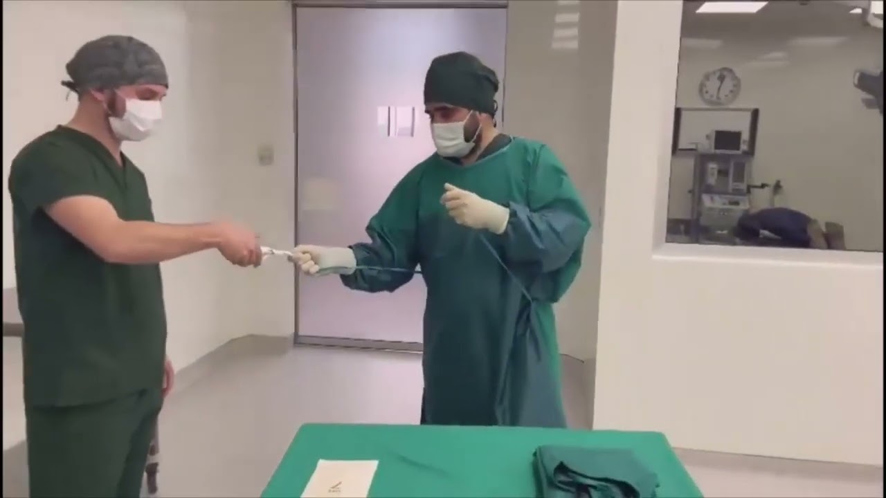 Okan Üniversitesi Ameliyathane Hizmetleri / Steril Gömlek Giyme Ve Giydirme