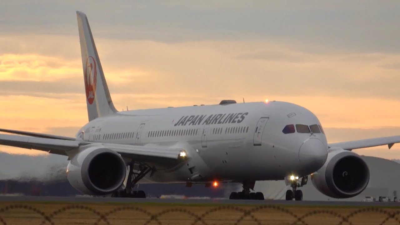 10 Early Morning RW34 Takeoffs & Landings | Melbourne Airport Plane Spotting | 22/02/2026 [FULL HD]