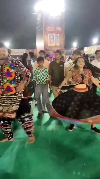 Kan gopi o no chhedo jale radha rani risay gaya #gujaratigarba #garba #gujjugarba #garbalover