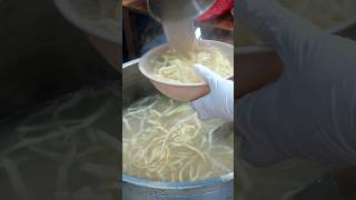 줄서서 먹는 김포 5일장 손 칼국수 / Handmade Noodle Soup Popular In Korea - Kalguksu / Korean Street Food