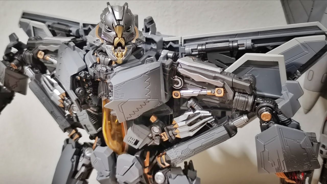 Metal Deformation Transformers Starscream F12 3rd Party MPM - YouTube
