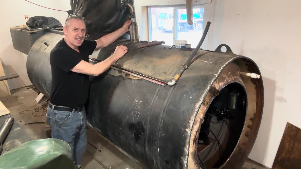 Строю свою дизельную частную подводную лодку. Готов к переезду в большую мастерскую. 9 марта 2026...