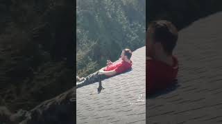 Smoking on a roof 🤦🏽♂️