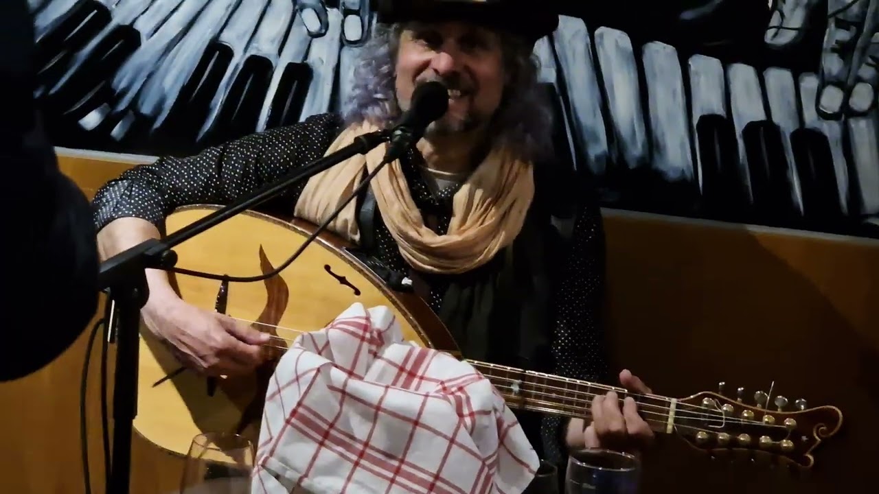 Ali Ferhati - ccrab d chira (LIVE 2023) à Paris.