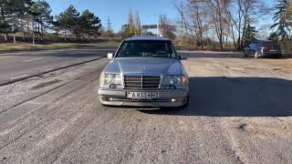 Mercedes-Benz W124 E320 AMG