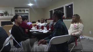 Community group hosts Christmas celebration for WSU women s basketball team