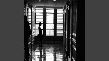 Pulsating Ambience for Elevator Trips