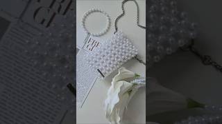 Создавая эту сумку из бусин, я думала о каждой детали свадебного образа 💍