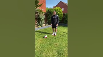 Coach Dannys - Childrens Football Drills and Skills - Mastering the Knee Control - Week 7 (9)