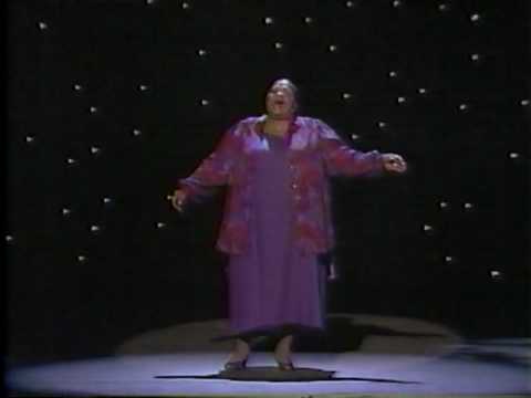 Nell Carter sings Aquarius (from Hair) at the 1986 Tony Awards