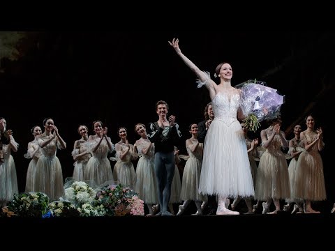 Marianela Nuñez 20 Years With The Royal Ballet Flower Throw 