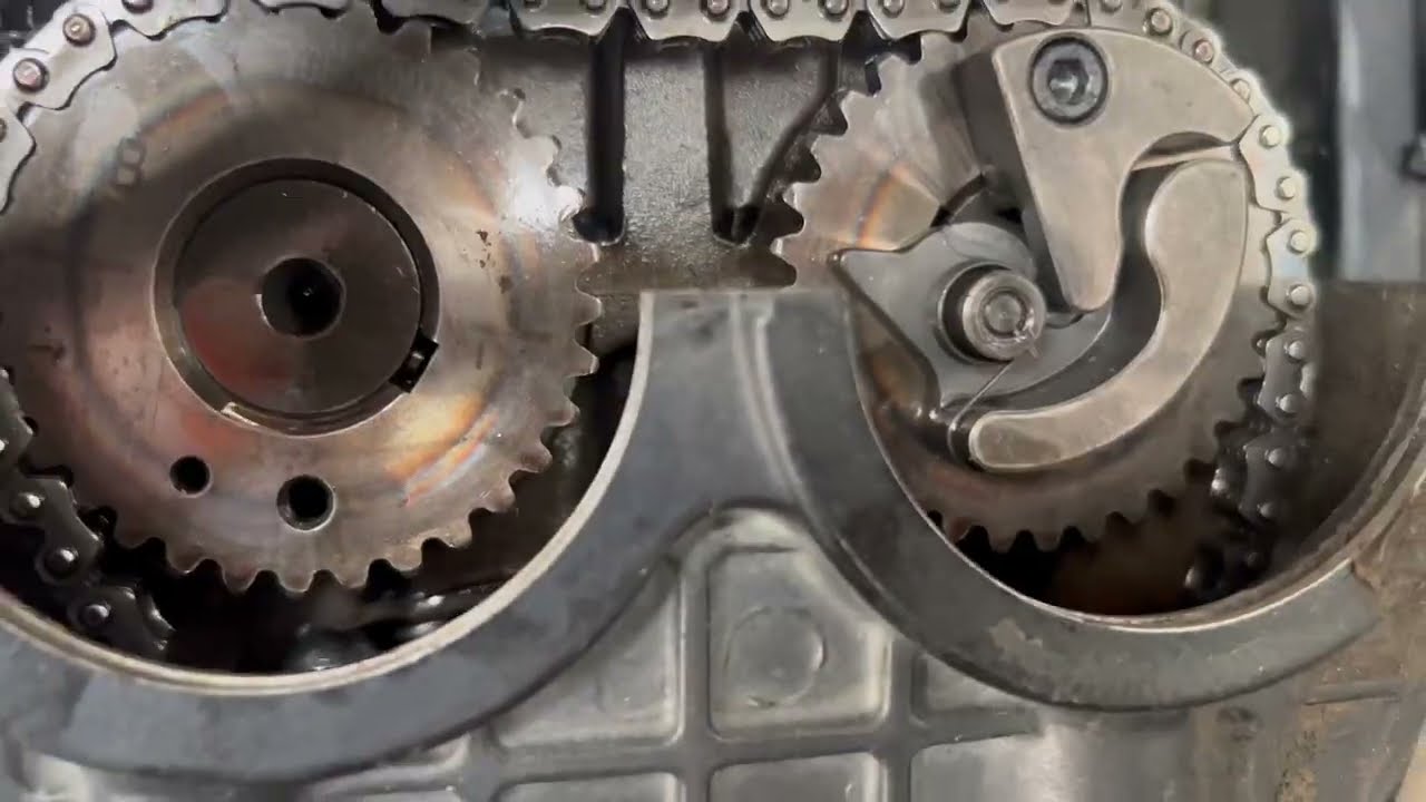 Mahaindra mojo 300😍 cam chain gaye xa purae😰 