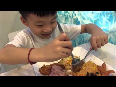 วิธีใช้ช้อนซ้อมกินข้าว - How to use a Fork