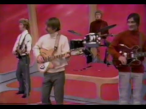 Byrds 6-22-67 TV performance 2 songs & intro - YouTube