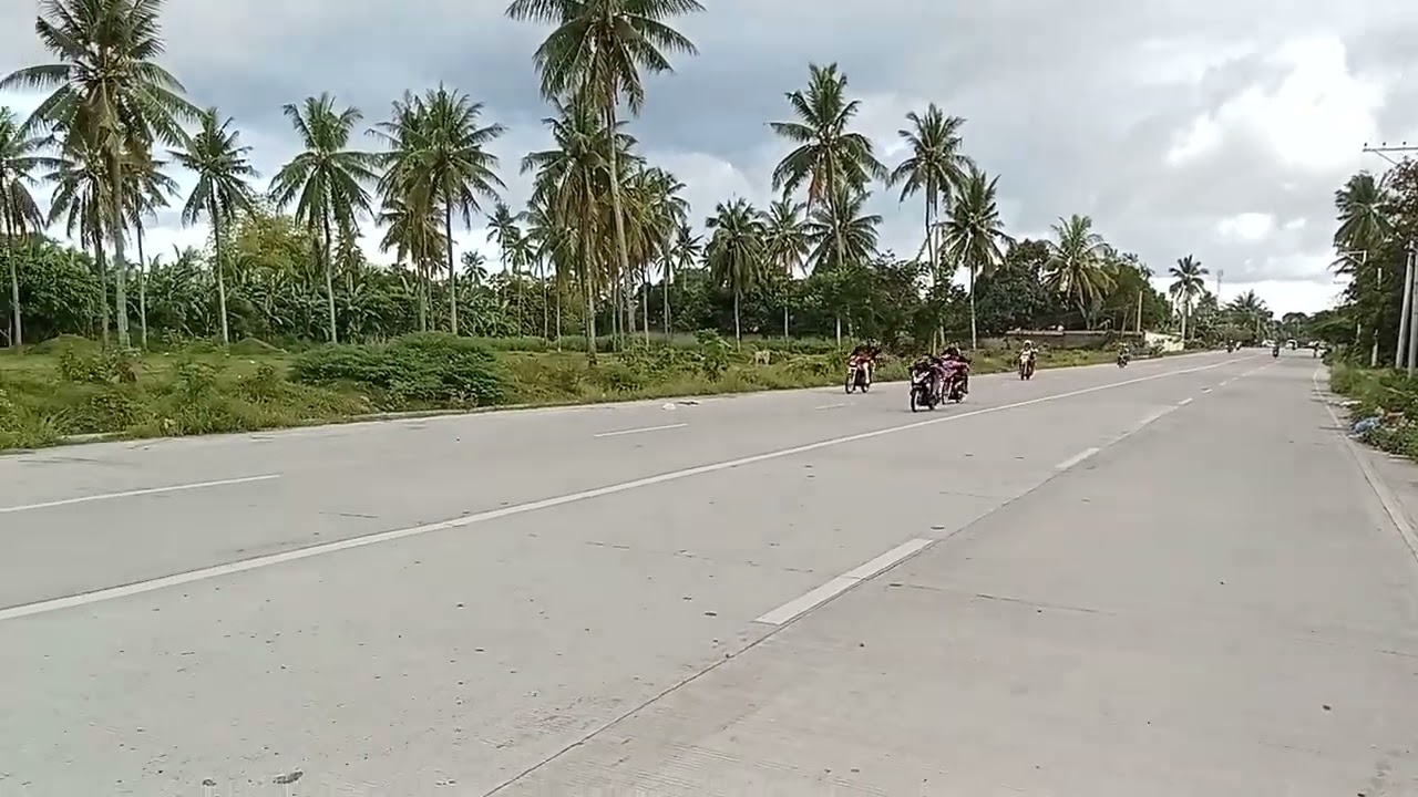 Rusi 125 (wave type) vs Honda beat fi. Test-drive.