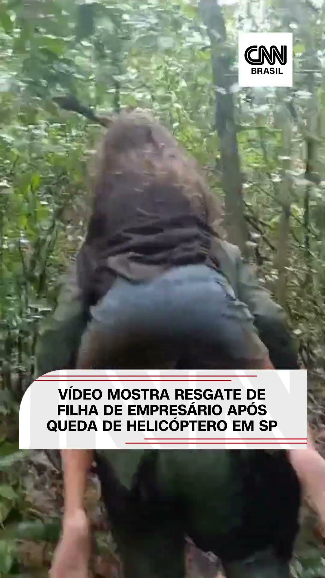 Queda de helicóptero em SP: vídeo mostra resgate de filha de empresário #Shorts
