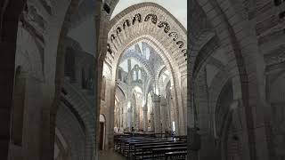 Bienvenidos al templo de la Veracruz (Carballiño, Ourense, España) del arquitecto Antonio Palacios.
