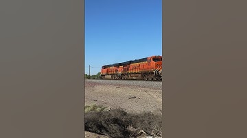 BNSF 6786 West Bound Double Stack Train #bnsf #shorts