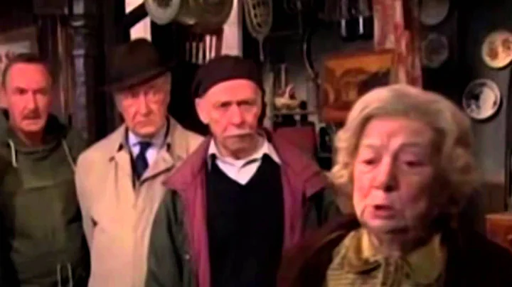 Last of the Summer Wine - Barry in Danger of Readi...