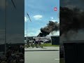 Autoliike palaa Lahdessa