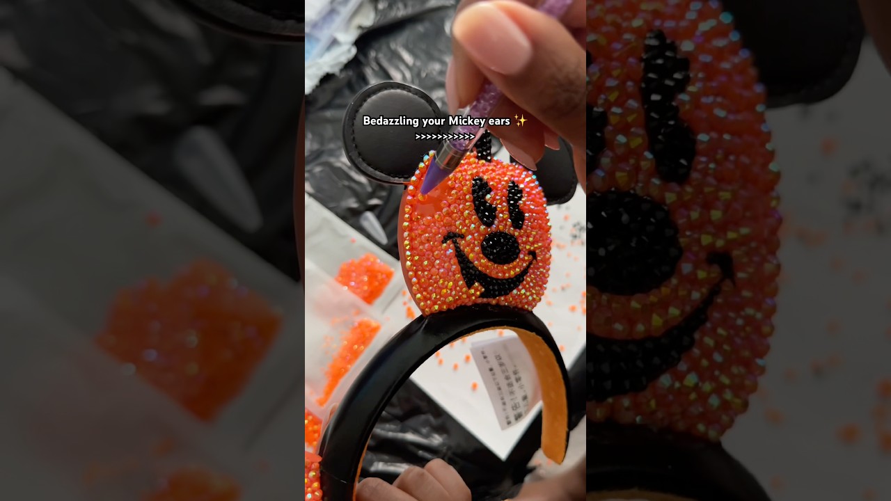 Making custom sparkly Mickey ears ✨ 