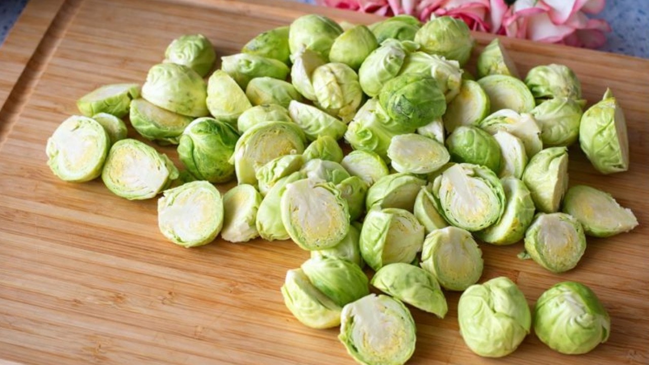 Лучший способ приготовить брюссельскую капусту! Простой и вкусный рецепт!