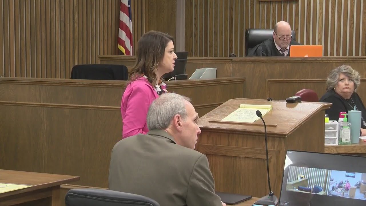 Prosecutors make opening statement in Megan Boswell murder trial - YouTube