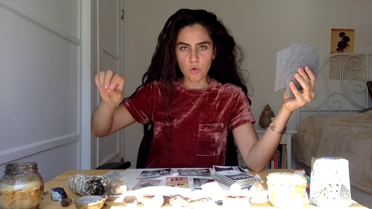 aries compatibility Aries May 2017 Tarot Reading - DECISION POINT! - May 1 - 15, 2017